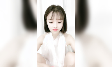 新下海古典美仙女 【迷你小公主】清風玉扇,優雅漏奶扒逼,緊致粉嫩小淫穴