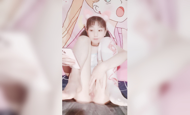 清純系天花板！新人小蘿莉！手指扣逼呻吟嗲嗲，操我小騷逼騷話不斷，無毛白虎嫩穴，叫聲極度誘惑