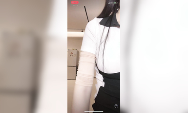 【抖音重磅】人氣女神【草莓小甜心】首次超大尺度露三點【丁姐直播】9月 (24)