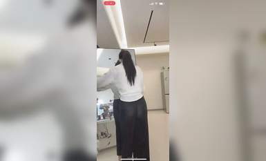 【抖音重磅】人氣女神【草莓小甜心】首次超大尺度露三點【丁姐直播】9月 (15)