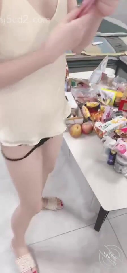 海角社區亂倫大神《最愛騷嫂子》熱銷作品全集-淪陷在騷貨嫂子的緊致熱穴中 2022-06-21大嫂半夜給我打電話，讓我馬上過去！