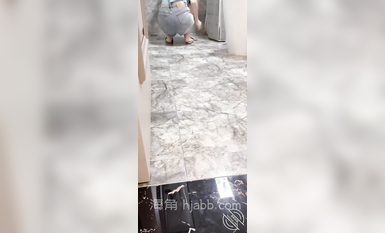 海角社區亂倫大神《最愛騷嫂子》熱銷作品全集-淪陷在騷貨嫂子的緊致熱穴中 2022-04-05原創強操最美嫂子嫂子把我踹到地上-249087-