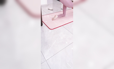 海角社區亂倫大神《最愛騷嫂子》熱銷作品全集-淪陷在騷貨嫂子的緊致熱穴中 2022-05-06去網紅大嫂家，和嫂子徹底攤牌了