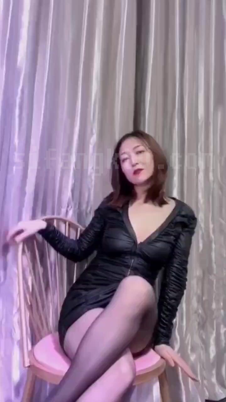 【快手重磅】多肉的何老師！極品騷熟女~全新尺度內容首發~ (25)