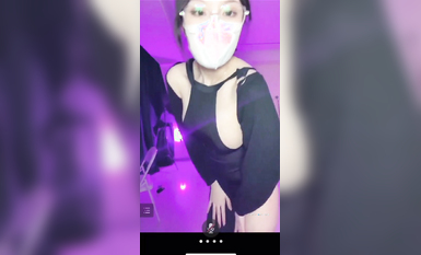 抖音重磅：56W粉絲女神【草莓小甜心】【丁姐】高價走私直播秀 (9)