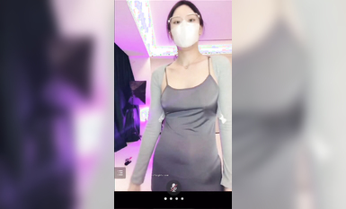 抖音重磅：56W粉絲女神【草莓小甜心】【丁姐】高價走私直播秀 (4)