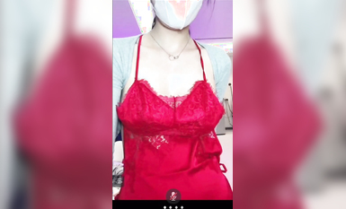 抖音重磅：56W粉絲女神【草莓小甜心】【丁姐】高價走私直播秀 (7)