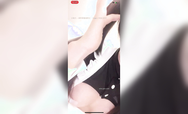 19歲的廣州妹妹！【京魚兒】道具自慰爆漿，粉穴近距離B (6)