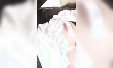 19歲的廣州妹妹！【京魚兒】道具自慰爆漿，粉穴近距離B (5)