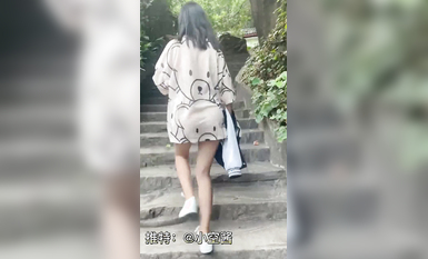 最新推特七位人氣蘿莉女主露出私拍 戶外野戰全裸路邊翹美臀後入啪啪小空醬  (5)
