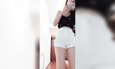 校花學姐下海！好美啊~【妮妮這呢】道具自慰！超過癮！爽~！ (3)