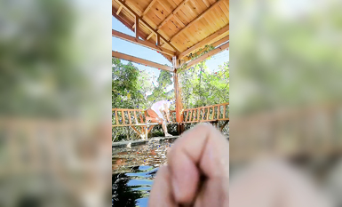 【淫妻性愛 完美露臉】極品御姐『美寶尤』最新激情性愛 野外啪啪忘情口交車震 人妻一臉陶醉的吃嘬舔裹老公的肉棒 (12)