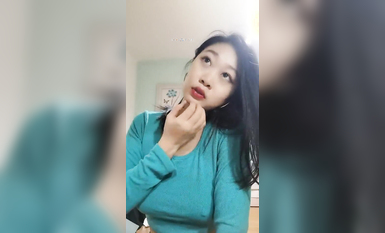 應求更新！美胸大學生~【眼裡有星辰】道具自慰~好騷好美！ (10)