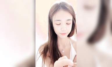 校花學姐下海！好美啊~【妮妮這呢】道具自慰！超過癮！爽~！ (8)