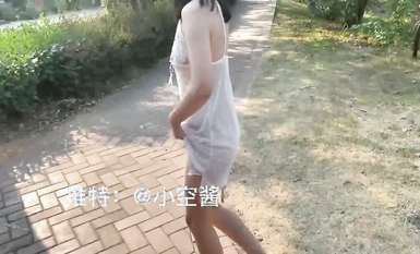 最新推特七位人氣蘿莉女主露出私拍 戶外野戰全裸路邊翹美臀後入啪啪小空醬  (4)