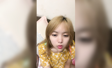 推薦！美乳學生親戚家大秀~【百事可愛】姑媽還在睡覺~ (6)