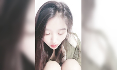 擼管推薦！超漂亮小仙女~【咩咩咩】道具狂插！無限爽高潮~！ (3)