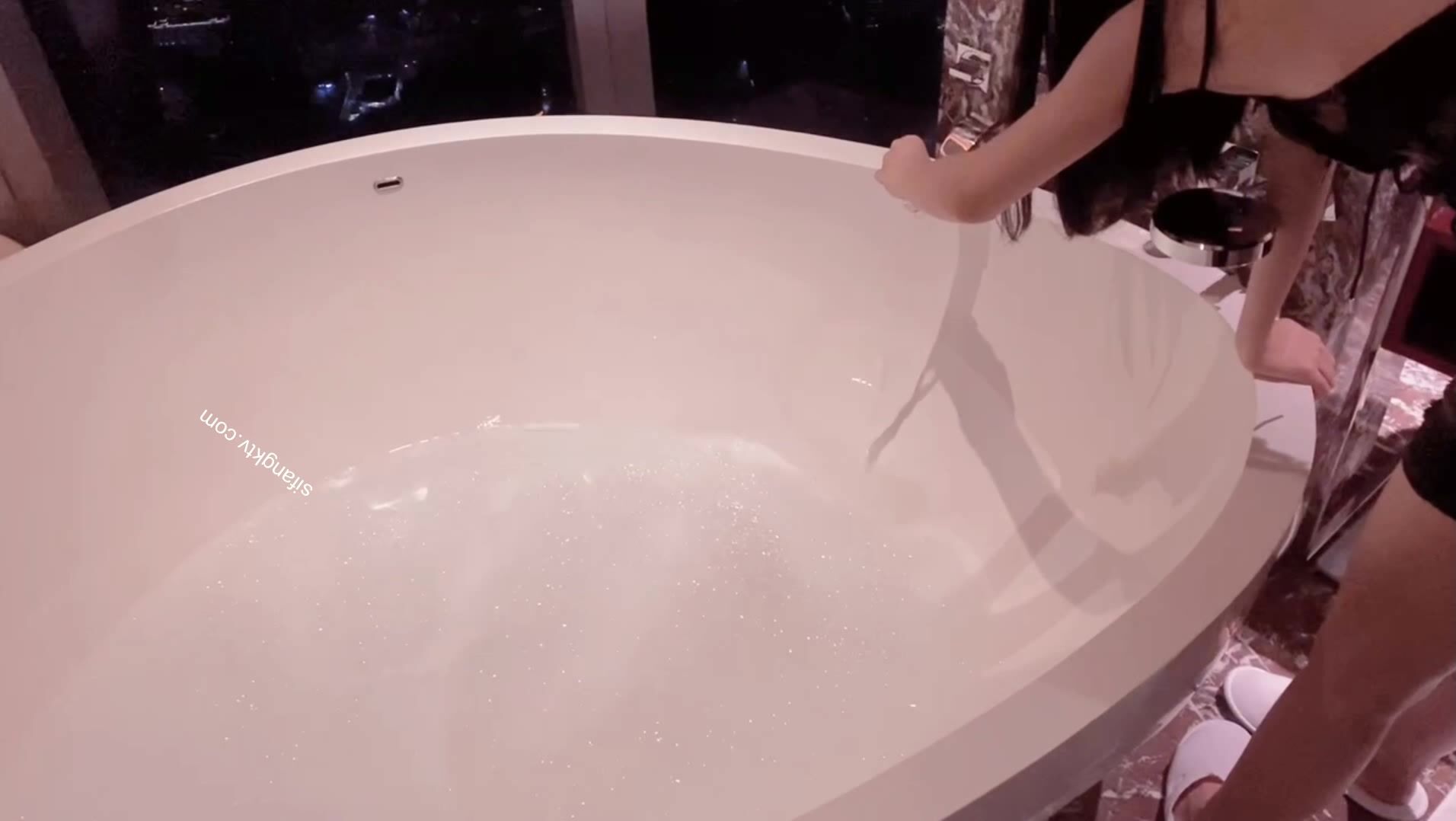 約炮大神『KINGMAS』最新暴爽私拍 四季酒店play_(new)