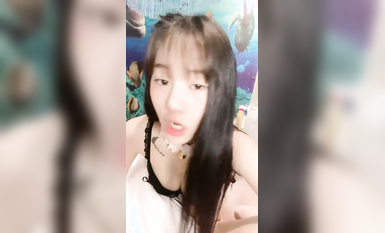 純欲系天花板美少女！甜美卡哇伊！開房和炮友操逼，浴室洗澡堅挺白嫩奶子，美臀騎乘位套弄