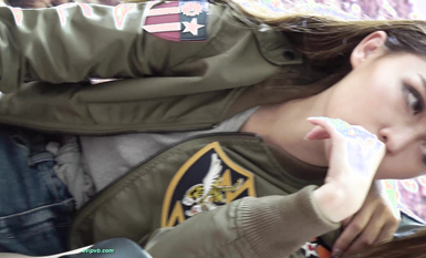 【展会走光】CAS车展模特走光车模 刁鉆摄影师 (17)