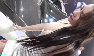 【展会走光】CAS车展模特走光车模 刁鉆摄影师 (16)