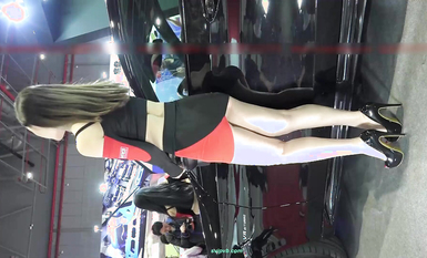 【展会走光】CAS车展模特走光车模 刁鉆摄影师 (21)