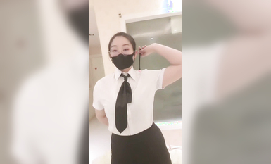 爆奶肥臀『学姐嫩嫩』与老公居家做爱被颜射 娇喘淫语 极品丰臀适合后入 高清 (2)