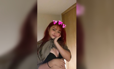 《台湾情侣泄密》高中小美女和男友之间的私密视讯被有人截获曝光 (8)