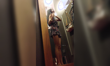 国内商场试衣间偷拍胖瘦都有 好多漂亮嫩妹小姐姐 翘挺美乳 偷操一炮太爽了 高清1080P原版 (2)