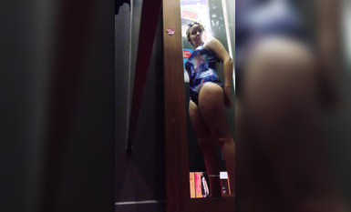 国内商场试衣间偷拍胖瘦都有 好多漂亮嫩妹小姐姐 翘挺美乳 偷操一炮太爽了 高清1080P原版 (6)