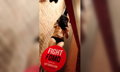 国内商场试衣间偷拍胖瘦都有 好多漂亮嫩妹小姐姐 翘挺美乳 偷操一炮太爽了 高清1080P原版 (3)