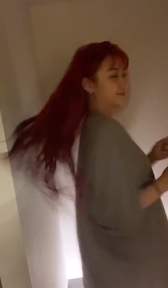 《台湾情侣泄密》高中小美女和男友之间的私密视讯被有人截获曝光 (7)