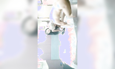 【无情的屌丶】紧接性感外围美女，拿出跳蛋震多毛骚穴，扭来扭去表情淫荡，骑乘位打桩机