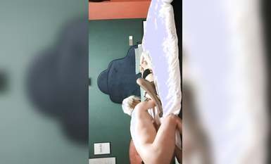 【无情的屌】，探花大神精彩佳作，外围女神被跳蛋玩弄，黑丝美臀，花式啪啪