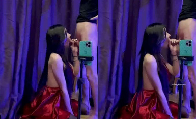 超美颜值抖音网红TS欣桐 高挑身材黑直长雌雄莫辩 女上位坐桩紧致榨精 小嘴采精吸到骨髓 (1)