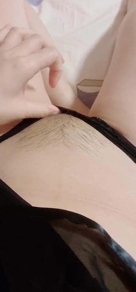 女主播私发自摸视频！