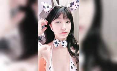 學生主播@我就是嗚崽醬 宿舍尺度福利秀 第二彈2 (10)