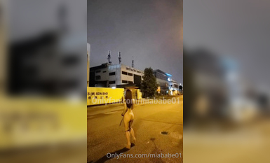 極品母狗『Cute』多人淫亂性愛轟趴 淫女與群男性愛啪啪 場面一度失控 高清 (11)