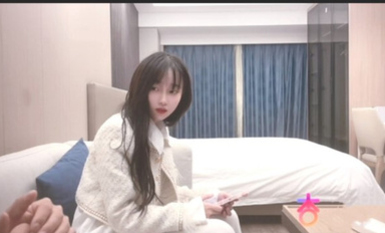 阿剛約嫖翹臀學生妹穿吊帶黑絲情趣各種體位激烈啪啪／氣質尤物酒店援交極致服務舔逗女上位頂肏 (1)