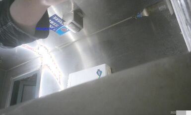 8月私房最新流出廁拍大神 潛入師范大學附近公共廁所偷拍青春靚麗的學妹噓噓第四期0034-黑短裙領帶