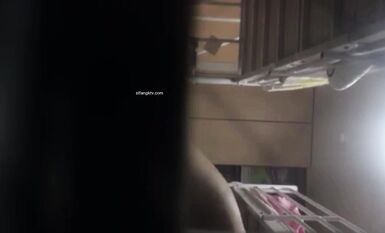 私房流出 精品推薦 五月新流出長期偷拍女生宿舍各種嫩妹 (10)