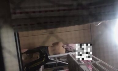 私房流出 精品推薦 五月新流出長期偷拍女生宿舍各種嫩妹 (10)