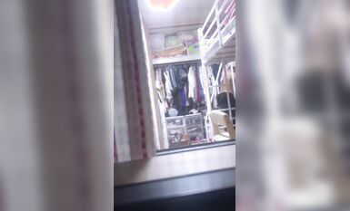 私房流出 精品推薦 五月新流出長期偷拍女生宿舍各種嫩妹 (8)