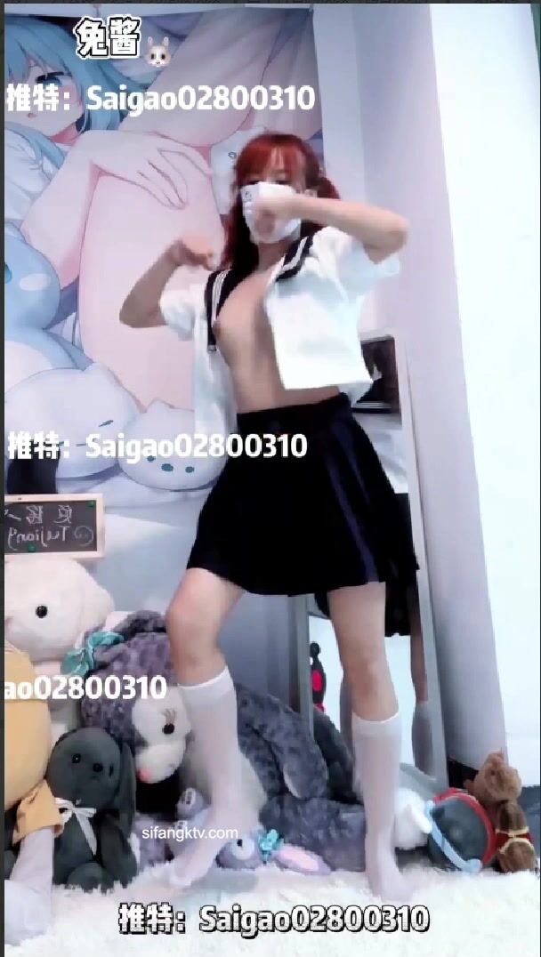 青春無敵 抖音風 推特極品人氣小仙女【小簡】潮流熱門COSER裸舞秀跳一跳衣服就沒了身材超級頂 (13)