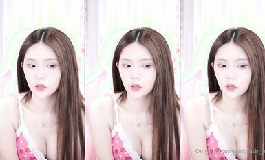 LPL前職業選手WE大舅子前妻【金提莫】女團成員正式下海，露三點 道具水晶棒自慰火力全開 (6)