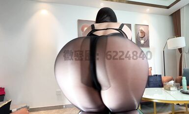 超美尤物『小王同學』微密圈七月份最新肥臀巨乳黑絲甄選 動一下B濤洶涌  (23)