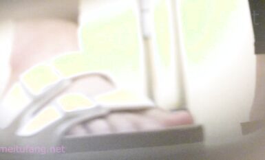 TW優品老麥系列 某小吃店蹲拍,漏鮑露臉,聲音清晰第58期 (8)