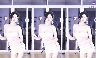 2022最新藏寶圖之舞神一姐『小恩雅』高潮表情加強版 切換VR視角超爆 高清 (3)