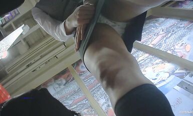 多角度近景偷拍 商場抄底極品高顏靚妹 制服售貨員玩誘惑 COS妹紙內內好可愛 高清1080P版2