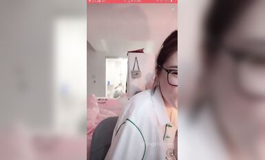 重磅 抖音直播技術性走光 熱舞 露底 美女雲集 (219)